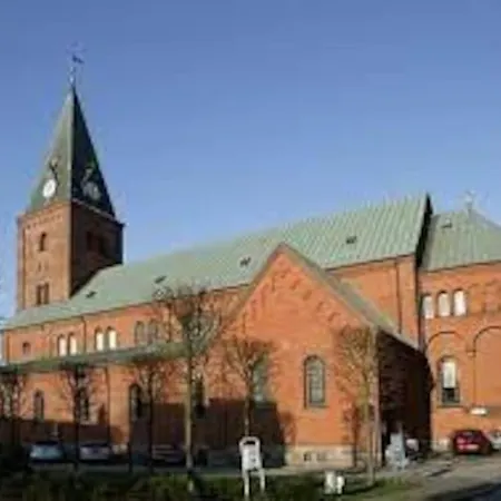 Apartment Perle I Aalborgs Centrum, Nyt, Stille, Gront *